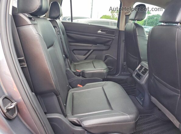 1V2DR2CA6JC569960 2018 VOLKSWAGEN ATLAS Gray Սալոնի հետևի տեսք