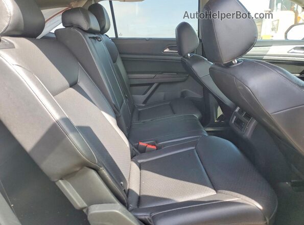1V2DR2CA7KC605446 2019 VOLKSWAGEN ATLAS White Widok wnętrza z tyłu