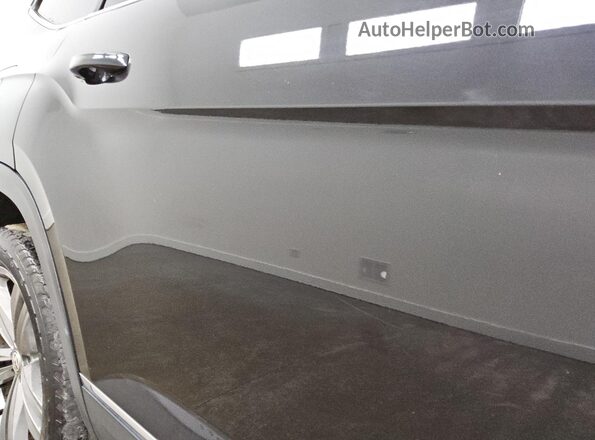 1V2ER2CA3JC502415 2018 VOLKSWAGEN ATLAS Black 