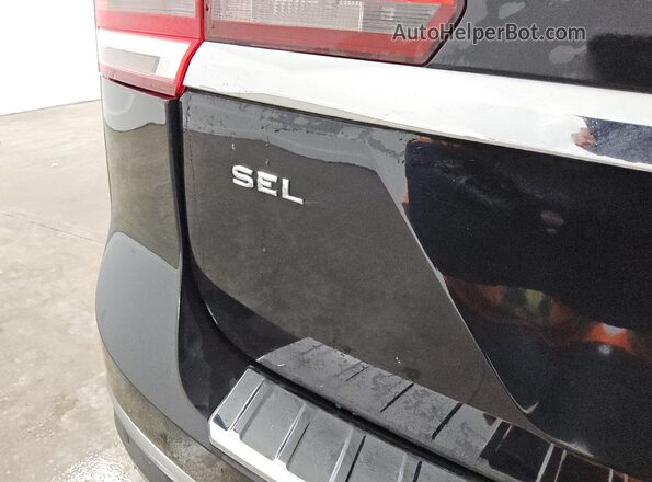 1V2ER2CA3JC502415 2018 VOLKSWAGEN ATLAS Black 