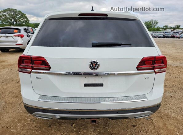 1V2ER2CA6JC552726 2018 VOLKSWAGEN ATLAS White Vista trasera