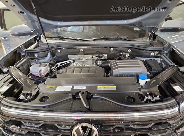 1V2FC2CA2TC208156 2026 VOLKSWAGEN ATLAS Gray Vista del compartimento del motor