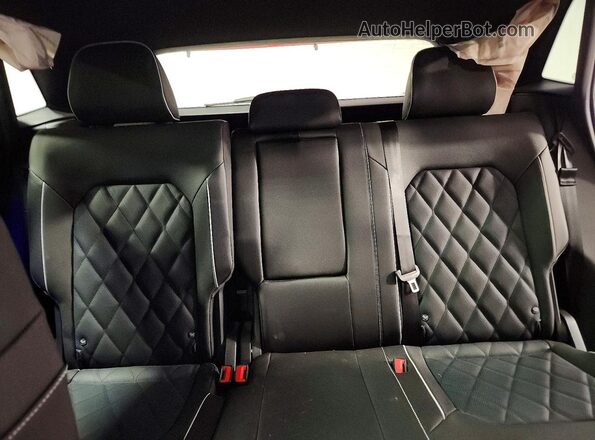 1V2FC2CA2TC208156 2026 VOLKSWAGEN ATLAS Gray Vista de los asientos traseros