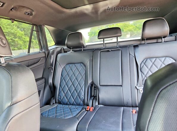 1V2FE2CA0RC212984 2024 VOLKSWAGEN ATLAS Gray Вид задніх сидінь