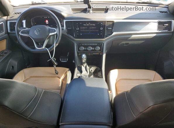 1V2FE2CA5PC204974 2023 VOLKSWAGEN ATLAS White Widok deski rozdzielczej