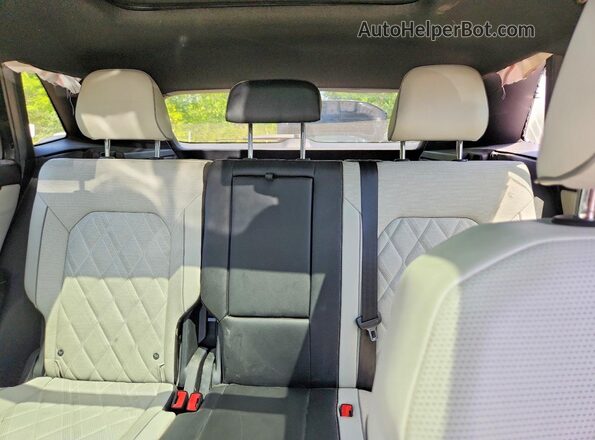 1V2FE2CA7RC234187 2024 VOLKSWAGEN ATLAS Black Vista de los asientos traseros