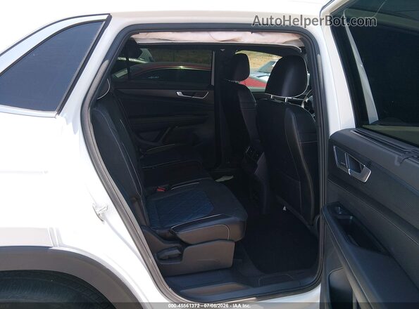 1V2FE2CA7RC238854 2024 VOLKSWAGEN ATLAS White VIN կոդի պիտակի տեսք