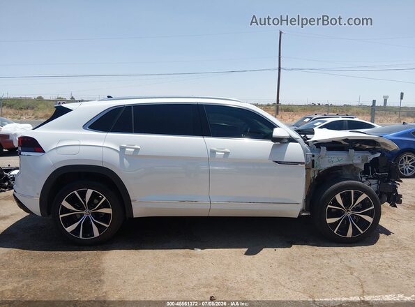 1V2FE2CA7RC238854 2024 VOLKSWAGEN ATLAS White Սալոնի հետևի տեսք