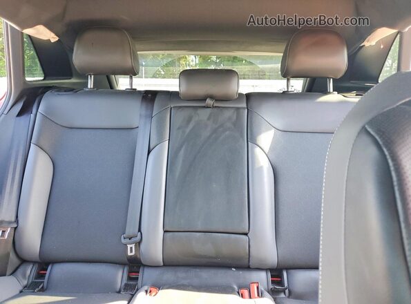 1V2FMPE8XPC010967 2023 VOLKSWAGEN ID.4 Red Rear seats view