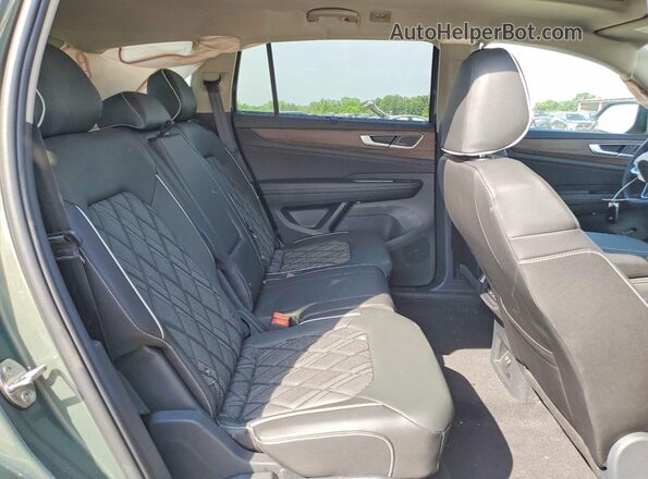 1V2FN2CA2TC500576 2026 VOLKSWAGEN ATLAS Green უკანა სალონის ხედი