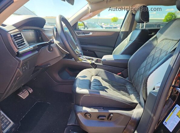 1V2FR2CA3SC506499 2025 VOLKSWAGEN ATLAS Black Вид салону спереду