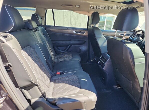 1V2FR2CA3SC506499 2025 VOLKSWAGEN ATLAS Black Вид задньої частини салону