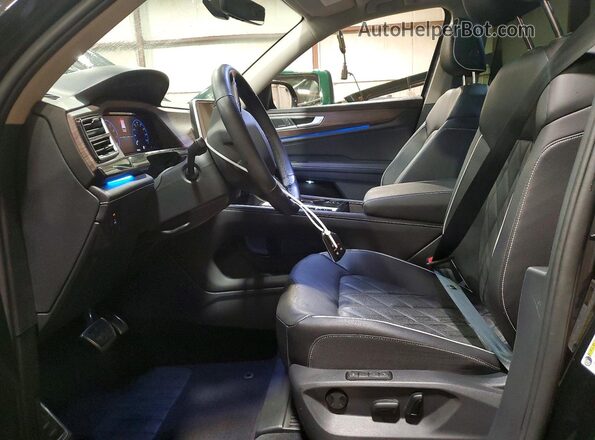 1V2FR2CA3SC538823 2025 VOLKSWAGEN ATLAS Black Вид салону спереду
