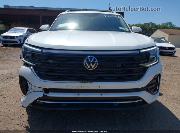 1V2FR2CA5RC545587 2024 VOLKSWAGEN ATLAS White Սարքավորումների վահանակի տեսք