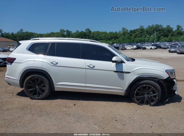 1V2FR2CA5RC545587 2024 VOLKSWAGEN ATLAS White Սալոնի հետևի տեսք