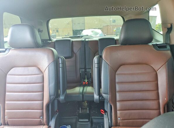 1V2FR2CA6MC600833 2021 VOLKSWAGEN ATLAS Black Vista de los asientos traseros