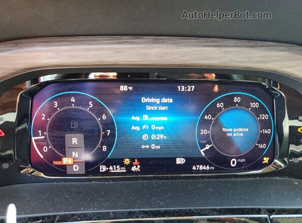 1V2FR2CA6RC534405 2024 VOLKSWAGEN ATLAS Red Widok zestawu wskaźników