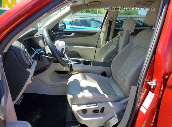 1V2FR2CA6RC534405 2024 VOLKSWAGEN ATLAS Red Widok wnętrza z przodu