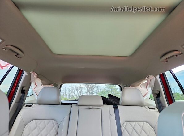 1V2FR2CA7RC535918 2024 VOLKSWAGEN ATLAS Red Widok tylnych siedzeń