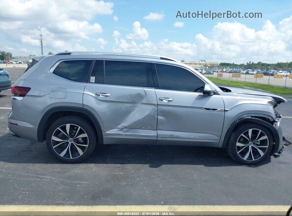 1V2FR2CA8RC572332 2024 VOLKSWAGEN ATLAS Silver Rear interior view