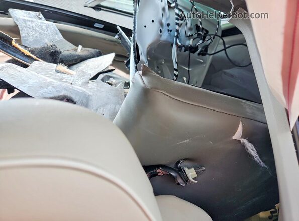 1V2FR2CA8RC616751 2024 VOLKSWAGEN ATLAS White Rear seats view