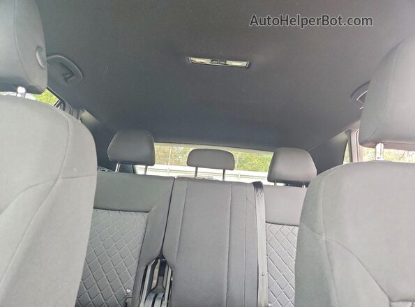 1V2GC2CA0LC203655 2020 VOLKSWAGEN ATLAS Серебряный Вид задних сидений