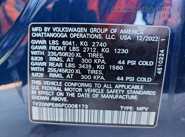 1V2GNPE85PC008173 2023 VOLKSWAGEN ID.4 Blue VIN კოდის სტიკერის ხედი