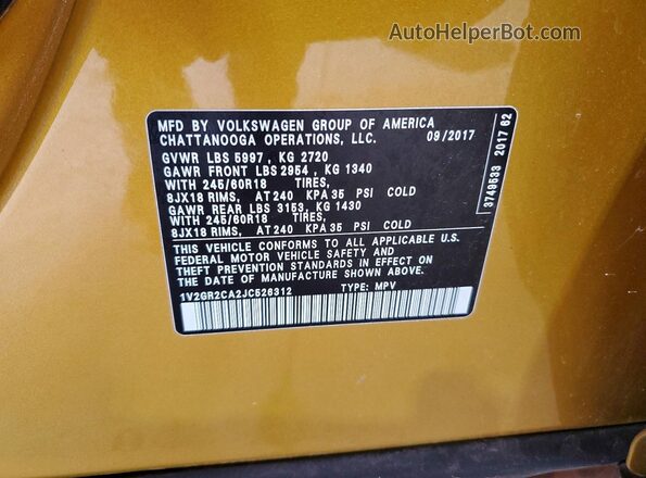 1V2GR2CA2JC526312 2018 VOLKSWAGEN ATLAS Gold Widok naklejki z numerem VIN