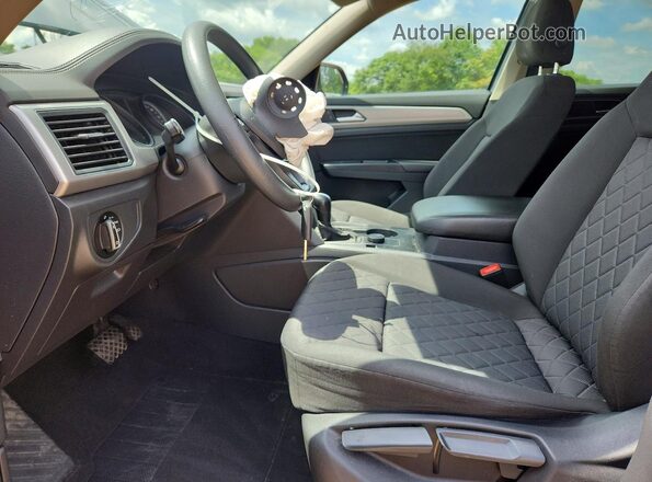 1V2GR2CAXKC506357 2019 VOLKSWAGEN ATLAS Gray Вид салону спереду