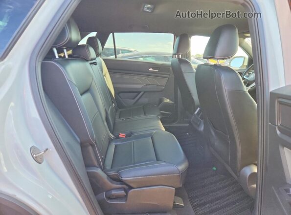 1V2HC2CA0PC225410 2023 VOLKSWAGEN ATLAS White უკანა სავარძლების ხედი