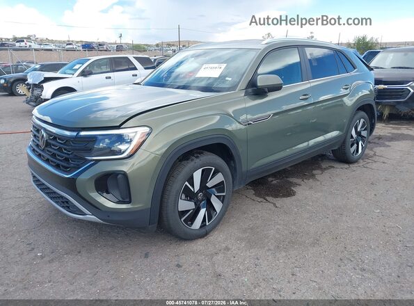 1V2HC2CA8TC217971 2026 VOLKSWAGEN ATLAS Green წინა მარცხენა ხედი სამი მეოთხედიდან