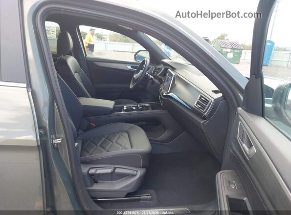 1V2HC2CA8TC217971 2026 VOLKSWAGEN ATLAS Green წინა სალონის ხედი