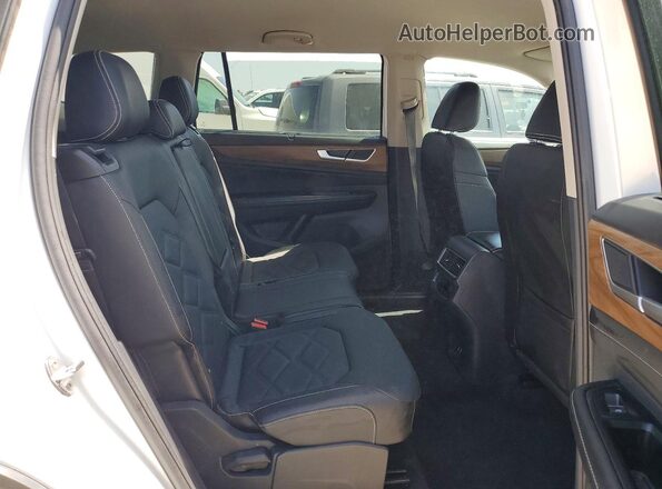 1V2HN2CA8TC523689 2026 VOLKSWAGEN ATLAS White Widok wnętrza z tyłu