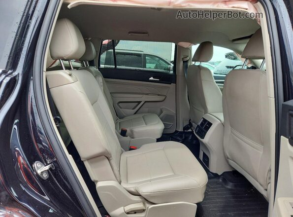 1V2HP2CAXMC559864 2021 VOLKSWAGEN ATLAS Black Rear seats view