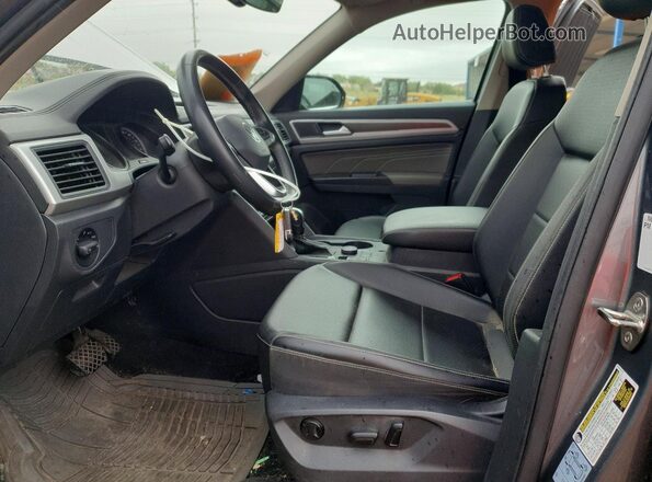 1V2HR2CA1MC545913 2021 VOLKSWAGEN ATLAS Серебряный Вид салона спереди