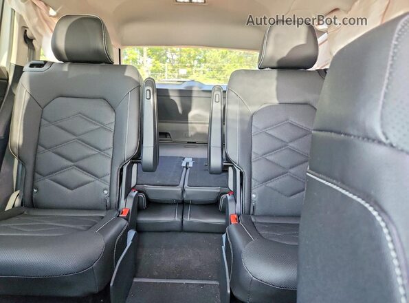 1V2HR2CA1RC623825 2024 VOLKSWAGEN ATLAS White Widok tylnych siedzeń