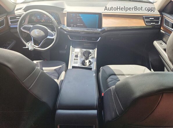 1V2HR2CA2SC572616 2025 VOLKSWAGEN ATLAS Silver Vista del salpicadero