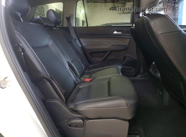 1V2HR2CA3MC562874 2021 VOLKSWAGEN ATLAS White Widok wnętrza z tyłu