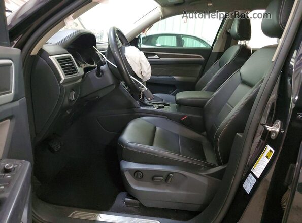 1V2HR2CA7MC590693 2021 VOLKSWAGEN ATLAS Черный Вид салона спереди