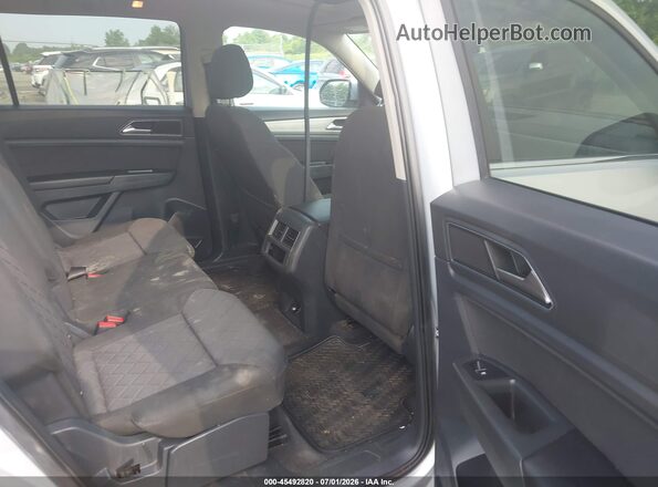 1V2HR2CA9JC501833 2018 VOLKSWAGEN ATLAS Silver VIN sticker view