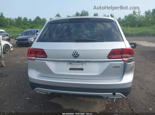1V2HR2CA9JC501833 2018 VOLKSWAGEN ATLAS Silver 