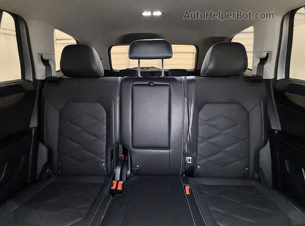 1V2HR2CA9SC530816 2025 VOLKSWAGEN ATLAS Серебряный Вид задних сидений