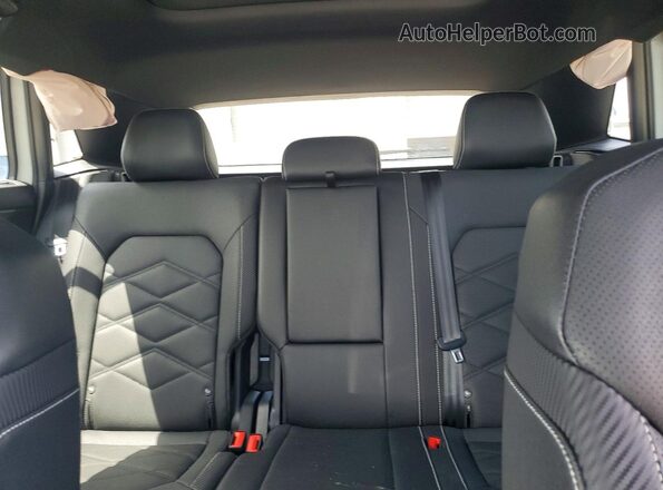 1V2JE2CA2SC227485 2025 VOLKSWAGEN ATLAS White Вид задніх сидінь