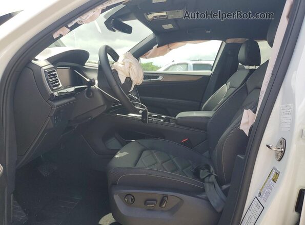 1V2JE2CA2SC227485 2025 VOLKSWAGEN ATLAS White Вид салону спереду