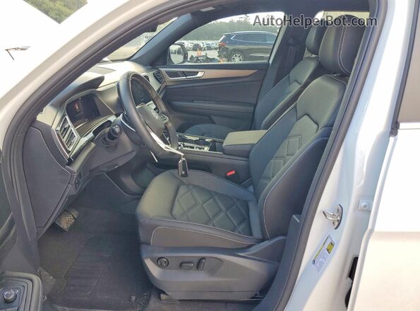 1V2JE2CA5SC229344 2025 VOLKSWAGEN ATLAS Белый Вид салона спереди