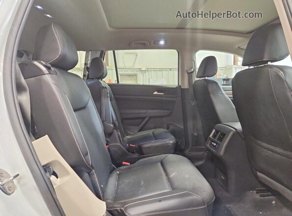 1V2JR2CA3MC511697 2021 VOLKSWAGEN ATLAS White Widok wnętrza z tyłu