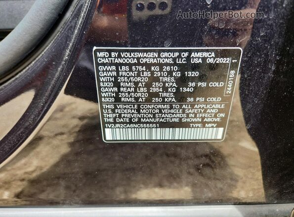 1V2JR2CA6NC555551 2022 VOLKSWAGEN ATLAS Black Vista de la etiqueta del VIN