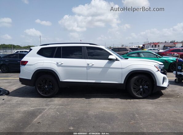 1V2JR2CA7RC534326 2024 VOLKSWAGEN ATLAS White Widok wnętrza z tyłu