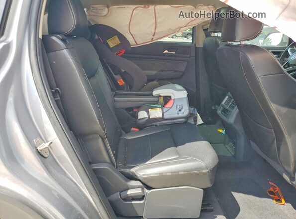 1V2JR2CA8NC538752 2022 VOLKSWAGEN ATLAS Silver Vista interior trasera