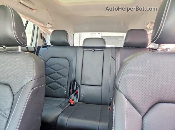 1V2JR2CA9SC519218 2025 VOLKSWAGEN ATLAS White Vista de los asientos traseros